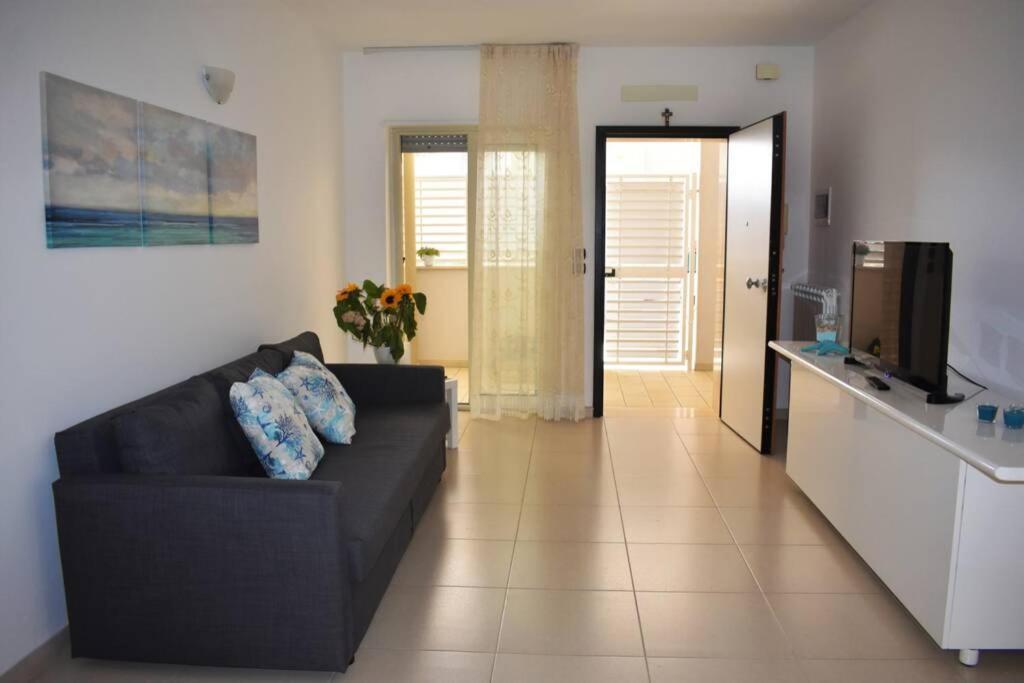 Donna Teresa Accomodation - Holiday House 莫诺波利 外观 照片