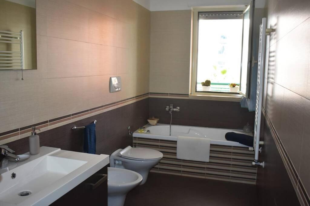 Donna Teresa Accomodation - Holiday House 莫诺波利 外观 照片